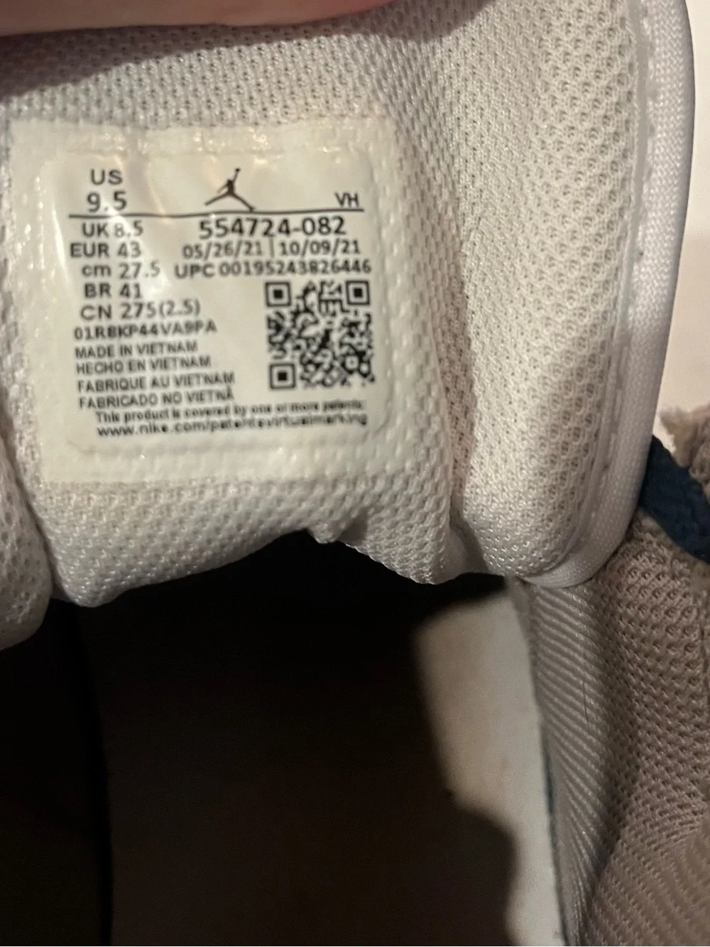 Nike Air Jordan High-Top Sneakers in Gray, White and Black